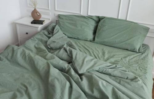 Постельное белье на заказ - это отличный способ создать уникальный и стильный интерьер в спальне. 03