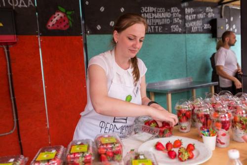 На ВДНХ открылись Дом Ремесел и летний рынок фермерия! 04