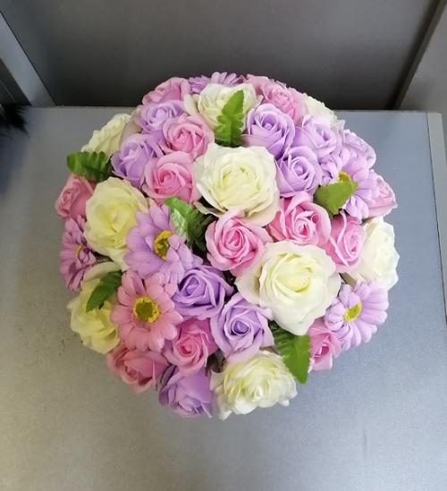 Удиви подарком!  Букеты из мыльных роз очень востребованный вариант подарка для учителей, воспитателей, подруг, коллег по работе. 01