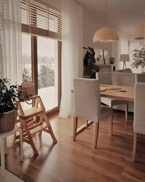 Интерьер частного дома в светлой расцветке. 02