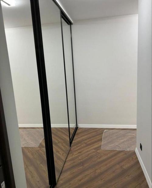 Просторная квартира. Современная. 03