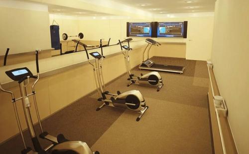 Как выглядит внутри самолет путина? 09