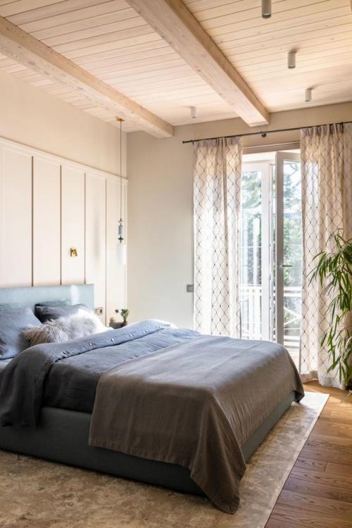 Новая жизнь деревянного дома в Подмосковье - отличный пример того, как можно обновить пространство, не теряя его характера. 07