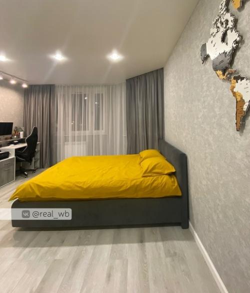 Долго не могли подобрать шторы сыну в комнату, рискнула заказать эти, думала не понравится ему бархатистая ткань, но из всех он выбрал именно их. 03