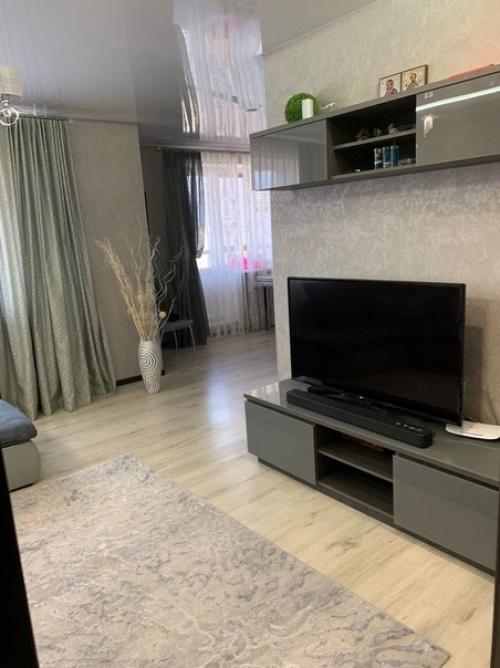 Три месяца ремонта и можно жить да, мы очень спешили, потому что на время ремонта жили в съемной квартире. 01