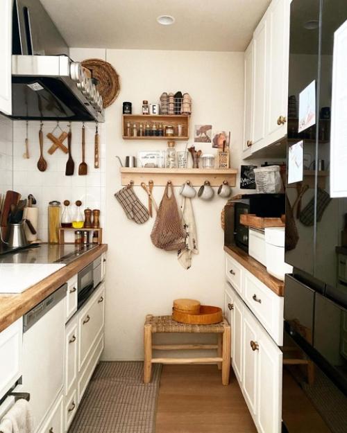 Помните дни, когда все модные скандинавские дома (так казалось) были черно-белыми? 08