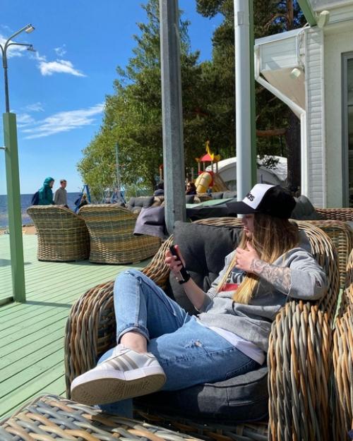 Наверняка, многие знают о ресторане бахрома на берегу финского залива в репино. 04