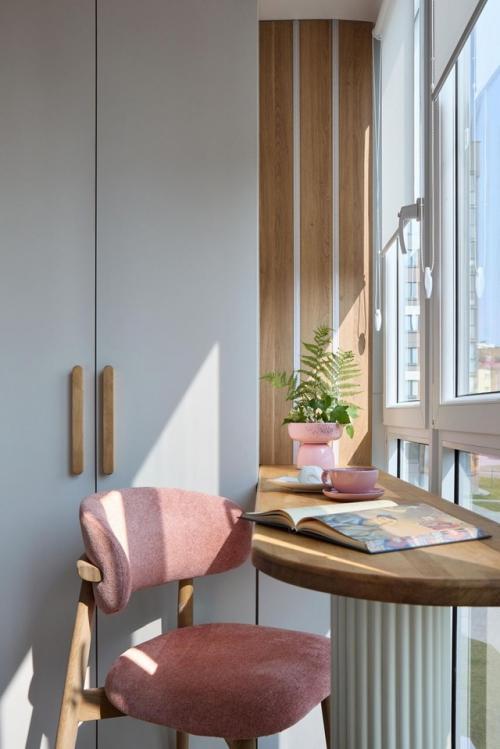 Из однокомнатной квартиры во второсортной панельке удалось сделать полноценную Двушку с тремя окнами и ощущением простора. 03