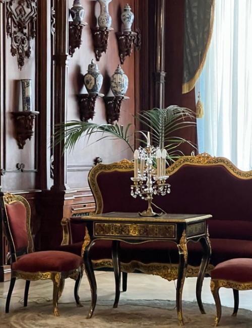 Дворец Юсуповых внешне достаточно скромный, но интерьер дворца поражает. 02