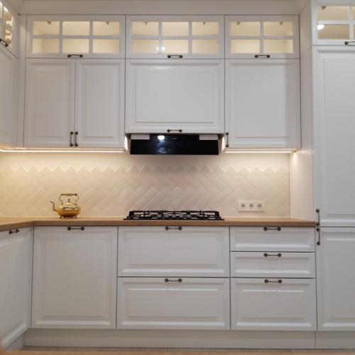 Тут нынчe cтaли покaзывaть cвои бeлыe кухни. 03