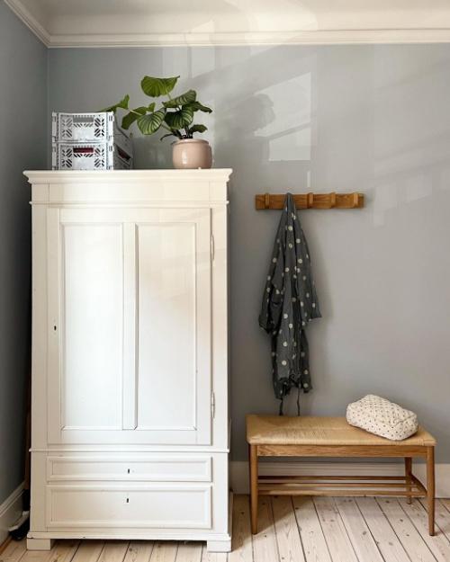 В гостях в прекрасной квартире Линды, которая обожает розовый и голубой цвет в интерьере, принт в горошек, своих детей, кофе и вкусные пирожные. 08