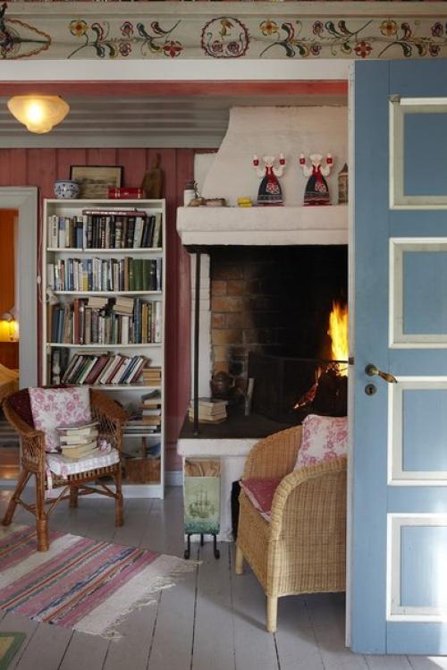 Интерьер в загородном доме в Норвегии.