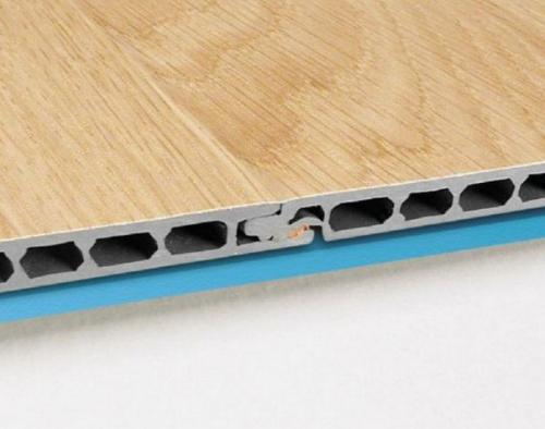 Водостойкий ламинат - лучшее покрытие, если в доме дети. 01