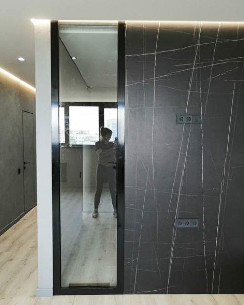 Вот и подоспела промежуточная реализация другого проекта - союз дерева и камня на 55 м 2! 04