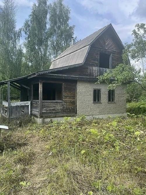 Новая жизнь заброшенной дачи.
