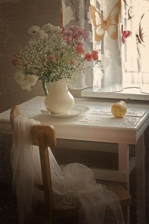 Ты вырастешь и я не буду знать с кем Ты проводишь дни и. Cыну. 

Ты вырастешь, и я не буду знать, с кем ты проводишь дни и даже ночи, но я все так же буду называть.