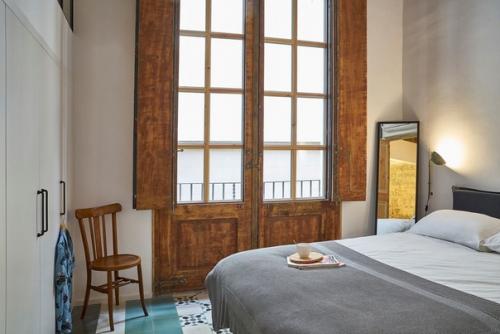 Rosic Apartment: квартира в одном из старинных зданий Барселоны // 02. 04