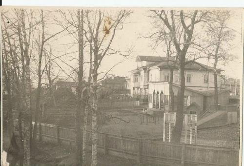 Вытегра.  Дом купчихи Е. и. Матвеевой. 04