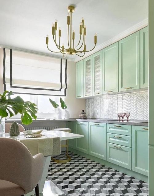 Мятная кухня с золотым шиком: тренд современного интерьера. 02