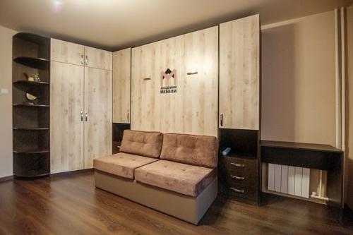 Какая кровать может легко войти в гостиную? 04