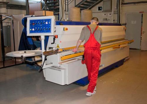 Производство оборудования и мебели для обустройства гаража.