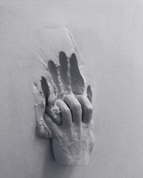 \u2018,: it's Dark and Cold in Here, Miss. 06