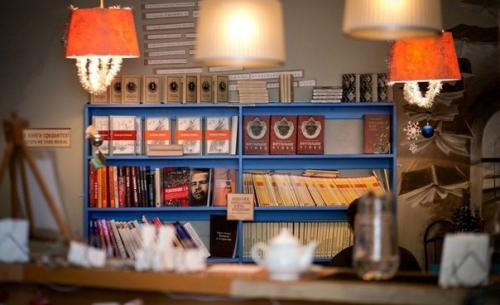 8 лучших независимых книжных магазинов Санкт-петербурга. 08