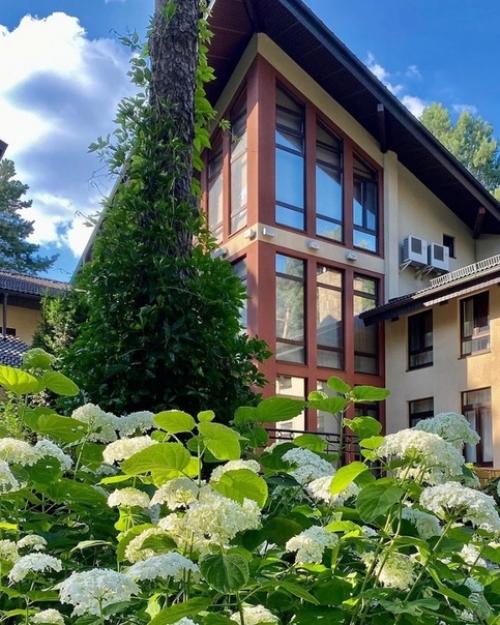 София Ротару показала свой дом за 1 млн долларов! 01