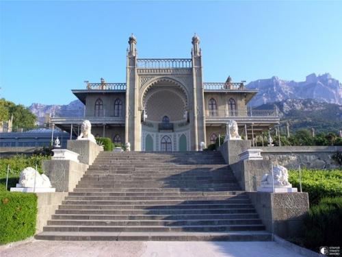 Воронцовский дворец в Алупке, Крым. 07