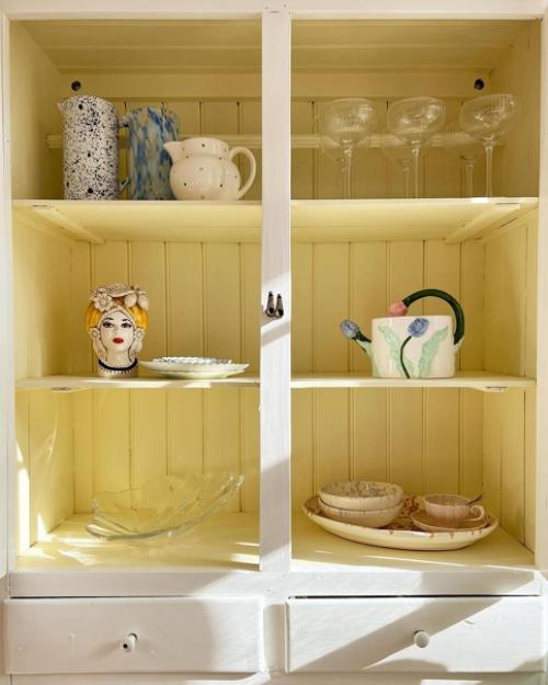 В гостях в прекрасной квартире Линды, которая обожает розовый и голубой цвет в интерьере, принт в горошек, своих детей, кофе и вкусные пирожные. 04