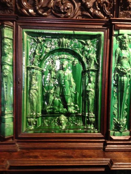 Первым заходом в нашей вечерней трансляции замок пена. 07