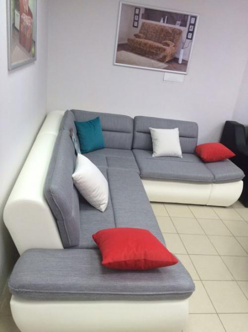 Модульная система Монако впишется в маленький и большой формат комнаты. 03