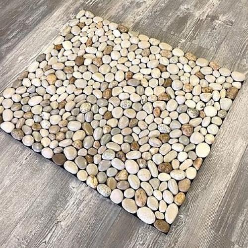 Массажные коврики из морской или речной гальки. 06