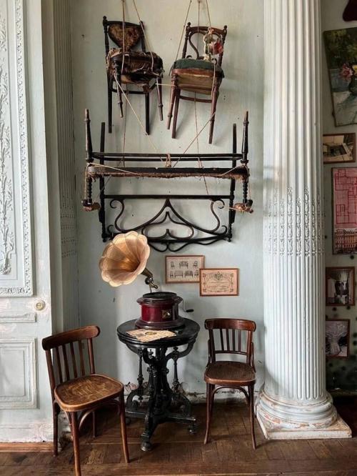 Одна из квартир в доме бака на кирочной улице, 24 - настоящий шедевр. 02