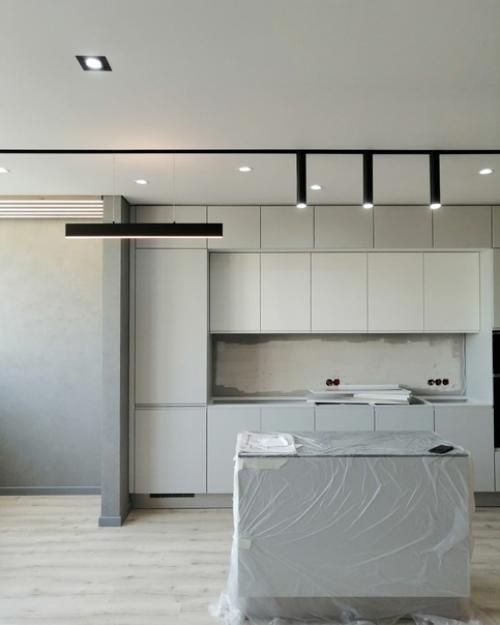 Вот и подоспела промежуточная реализация другого проекта - союз дерева и камня на 55 м 2! 01