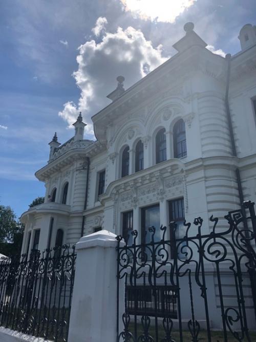 Дом М. в. Асеева (ныне музей) был создан по проекту московского архитектора Льва кекушева в 1905 году. 06