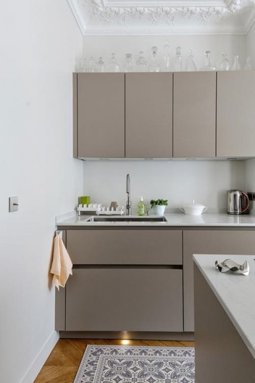 Квартира в Париже с интересными цветовыми сочетаниями и любопытным и деталями в декоре от дизайнеров Agency Veronique Cotrel // 01. 06