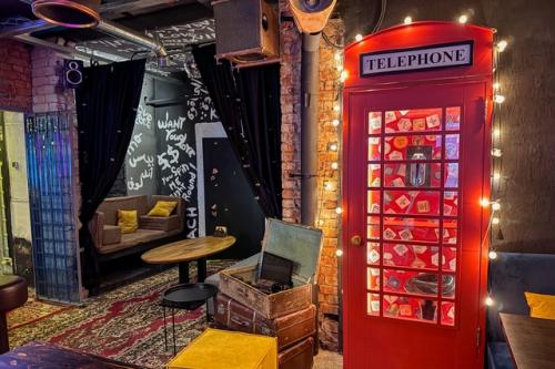 Зацените интерьер, и я вам расскажу, почему Garlic - не простое заведение. 02