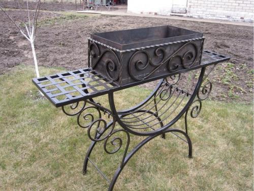 Компания Kovka Technology осуществляет оперативное и качественное изготовление кованых изделий различной сложности, дизайна и в любых объемах. 04