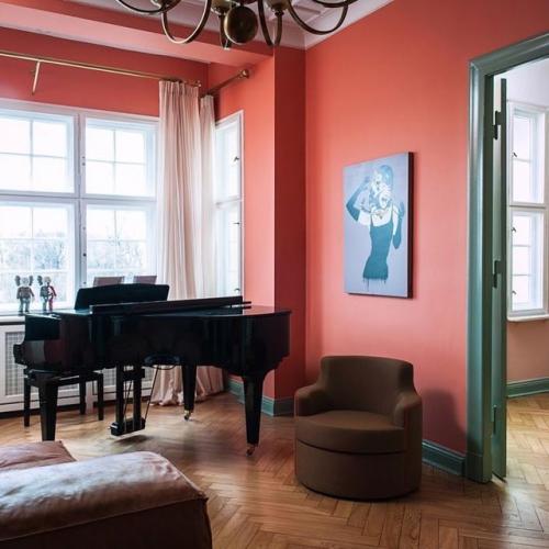 Терракотовый оттенок в интерьере: стильное решение для гостиной. 09