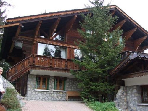 Шале - экзотика в швейцарском стиле. 02