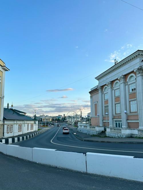 Чебоксары или по-чувашски шупашкар - небольшой город на волге, который стоит включить в маршрут своего путешествия. 07 Чебоксары или по-чувашски шупашкар - небольшой город на волге, который стоит включить в маршрут своего путешествия. 07