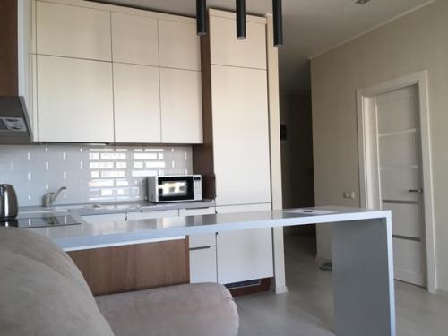 У нас снова фотографии реализации. 06