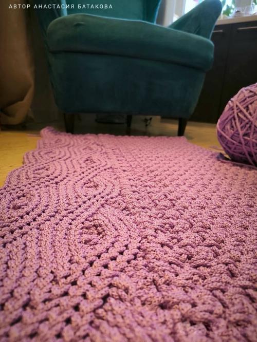 Когда я только выпустила мк Дорожки с Косами, думала - ну будет лежать в прихожей. 07