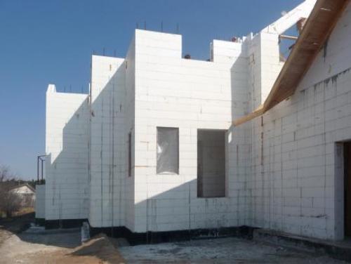 Монолитное строительство: технология, требования, этапы, материалы, плюсы и минусы/. 02