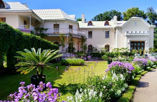 Есть в парке Александрия ещё одно необычное здание в неоготическом стиле. 04 Есть в парке Александрия ещё одно необычное здание в неоготическом стиле. 04