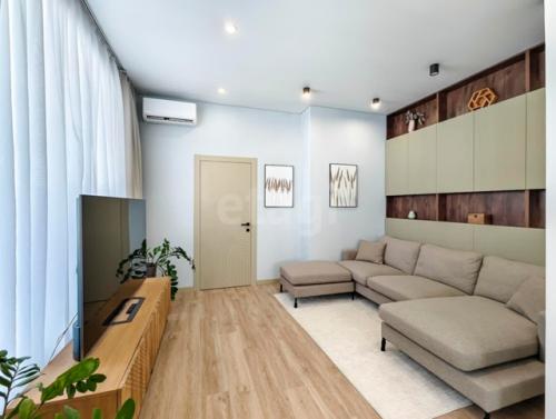 75 миллионов стоит элитная пятикомнатная квартира на улице газовиков. 03