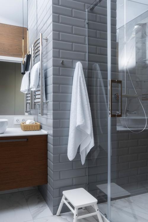 Провёл съёмку интерьера квартиры для коллаборации студии дизайна Vnutri, строительной компании Lazaros и мастерской Медведева. 02