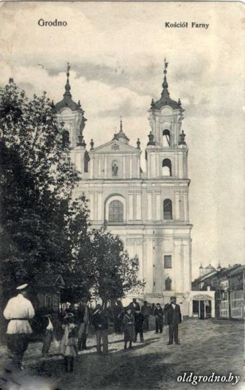Ипо_Беларусь.  Фарный костел в гродно - барочный памятник архитектуры и декоративно - монументального искусства европейского уровня. 03