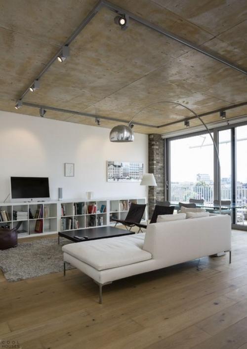 Небольшой жилой дом с квартирами для небольшой семьи спроектированы студией Trevor Horne Architects в 2013 году и находятся в Лондоне, Англия. 01